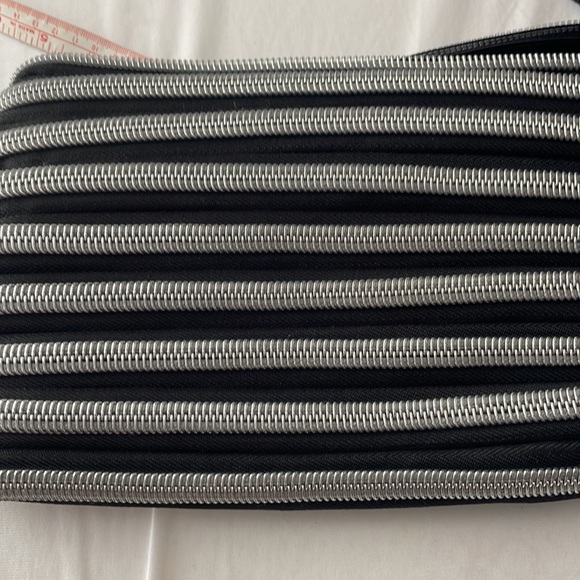 Black BAM bag. Black and silver. - Picture 6 of 8